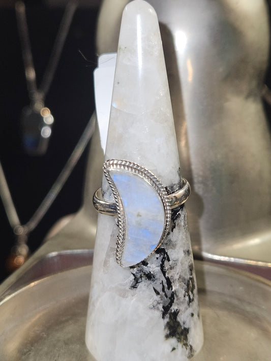 Moonstone silver 8